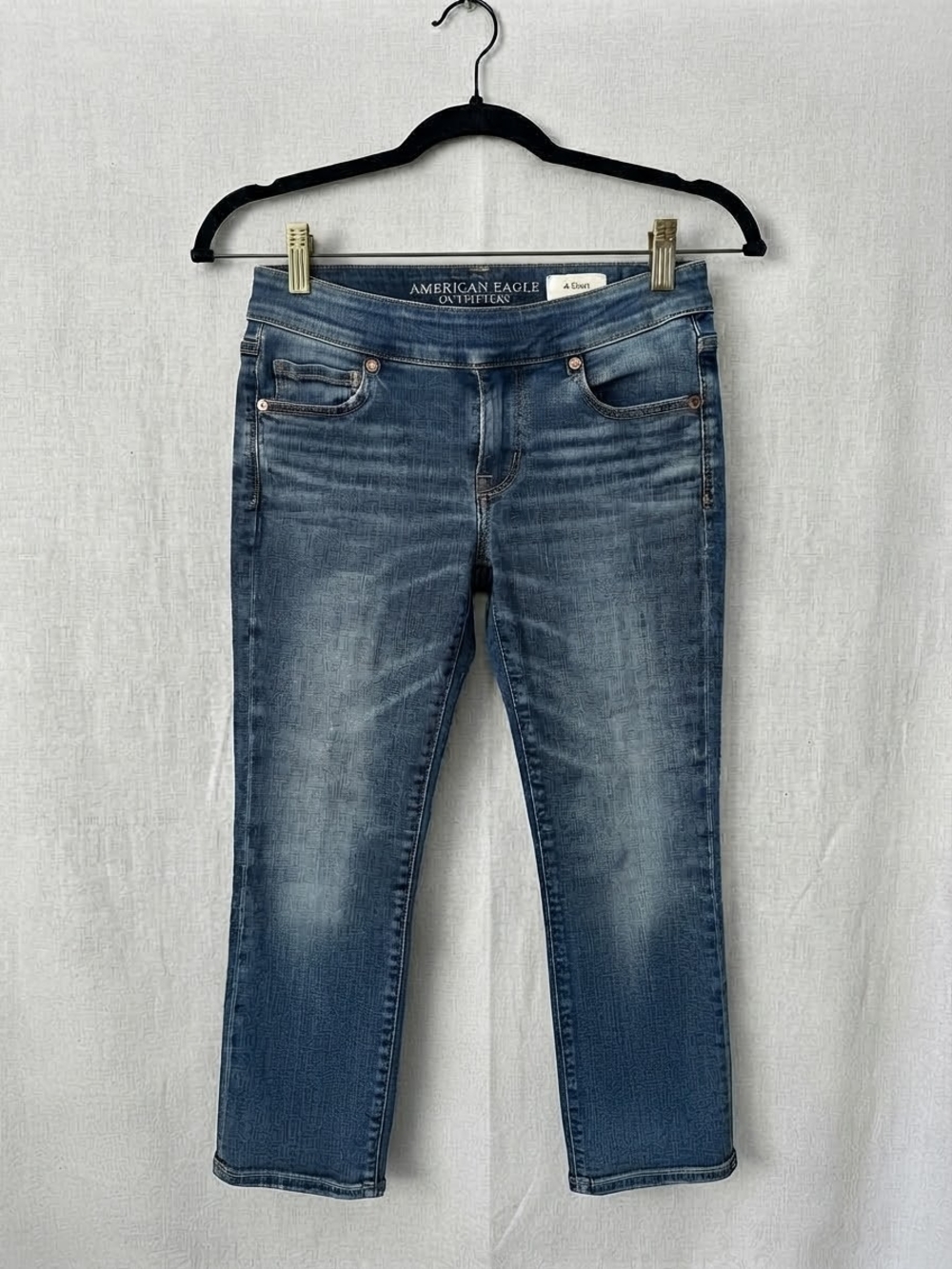 American Eagle Outfitters Medium Blue Cropped Skinny Jeans